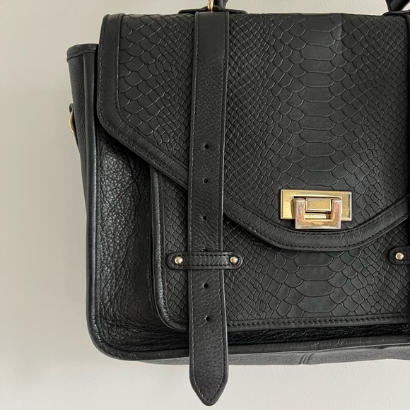 Gigi NY Bag - Hayden Satchel - black embossed python - Picture 4 of 8